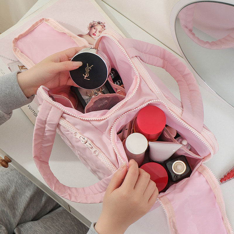 Travel Makeup Bag – Dustproof & Water-Resistant with Multiple Compartments