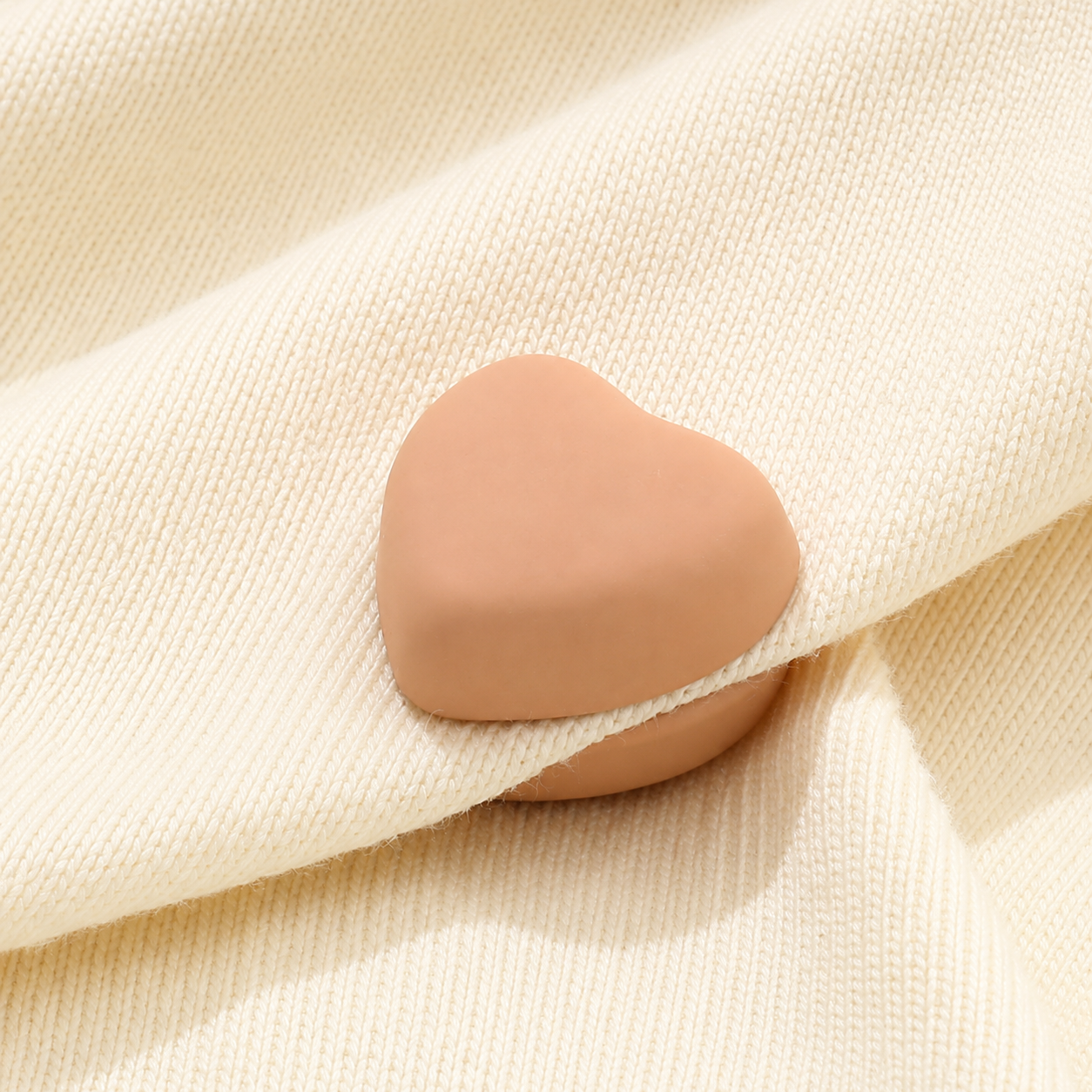 Invisible Magnetic Heart Closure